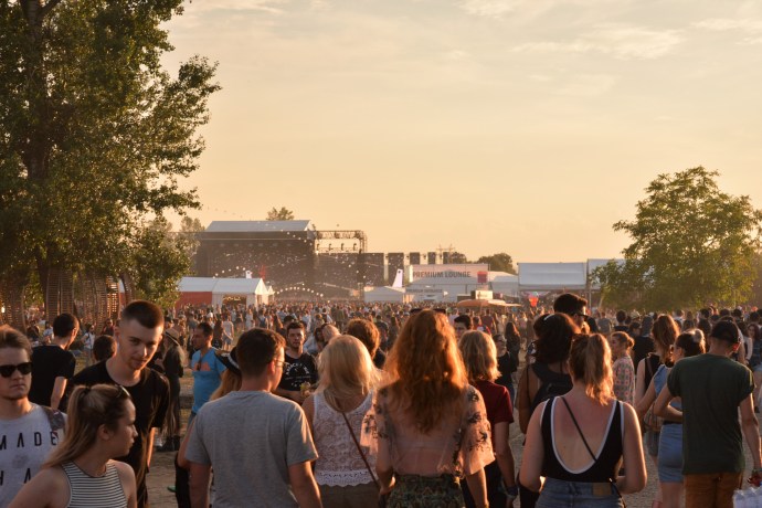 Hai Departe Romania Cluj Electric Castle 2018 (18)