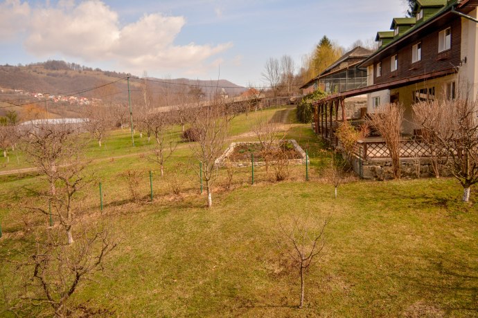 Hai Departe Ferma Club (2)